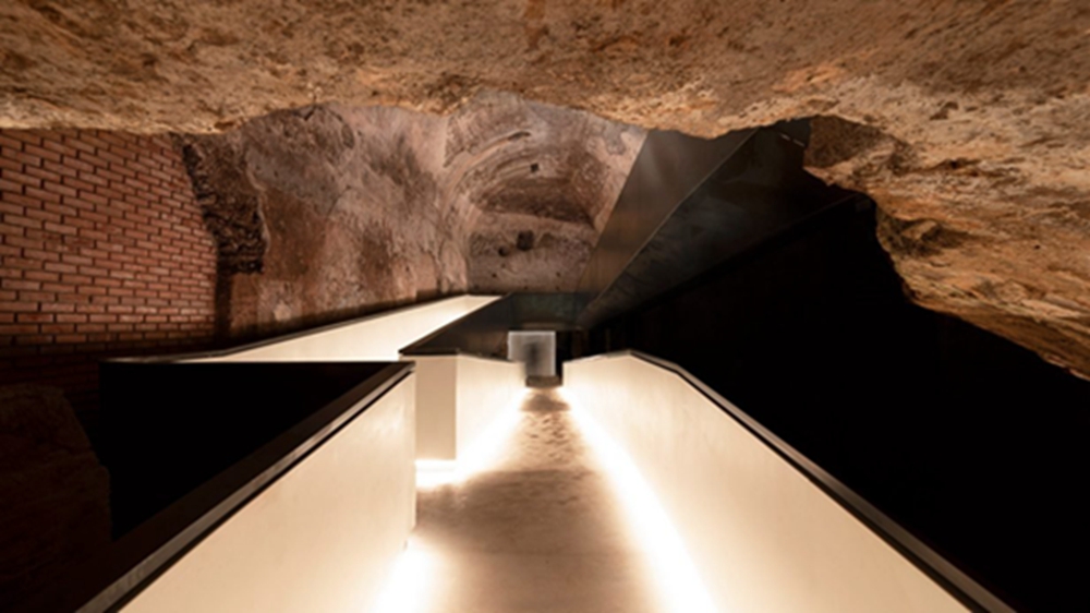 斯特法诺·博埃里完成罗马“金宫”新的入口和走道